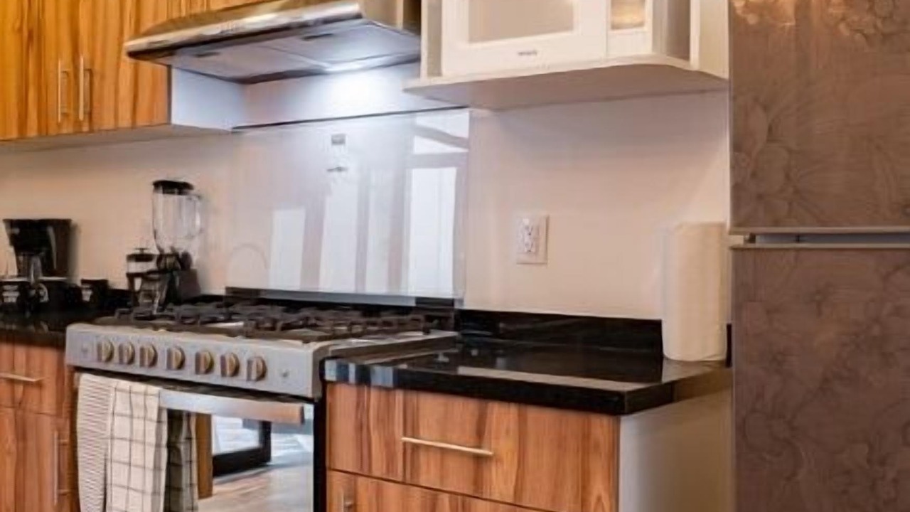 Photo of Kitchen in Anahuac
