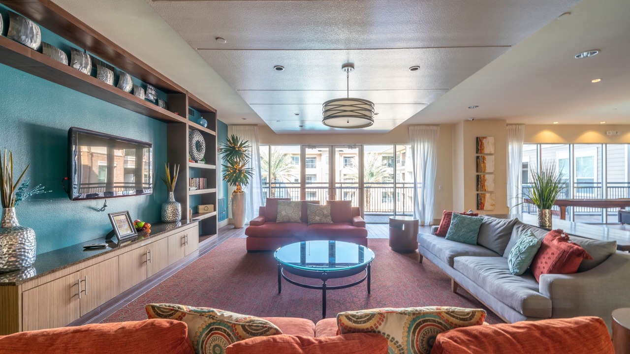 Photo of Livingroom in Astrodome