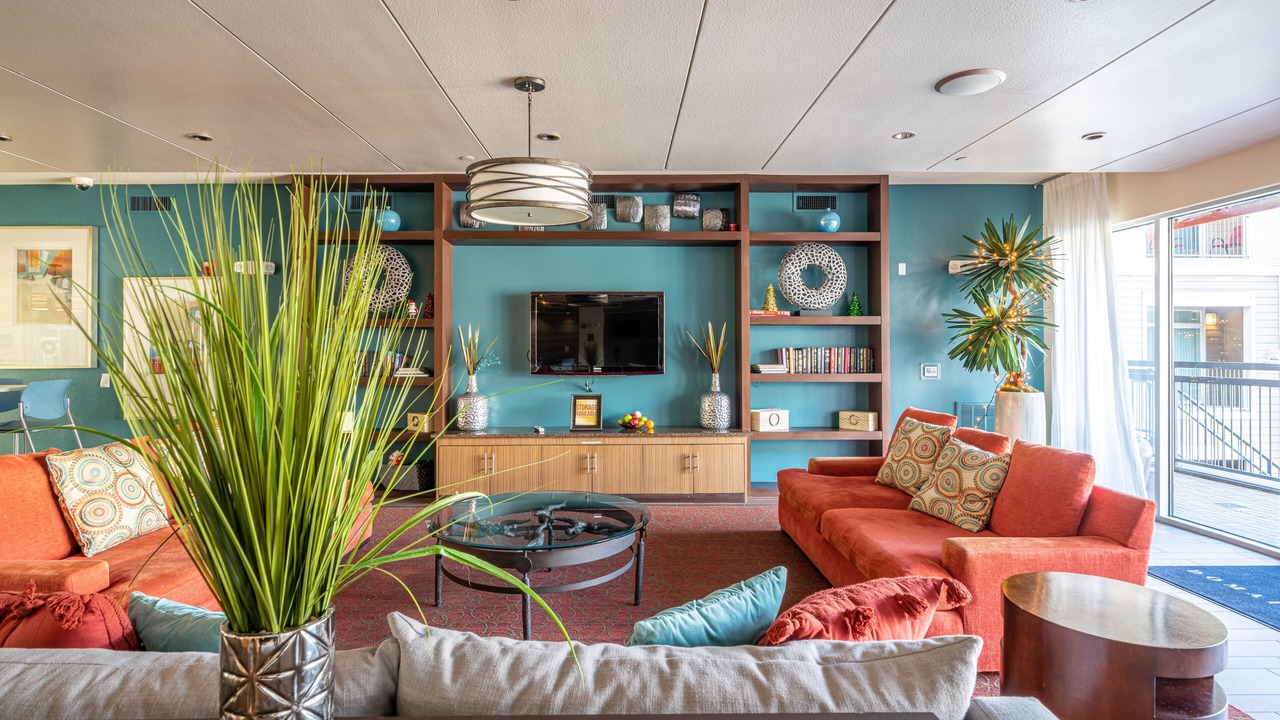 Photo of Livingroom in Astrodome