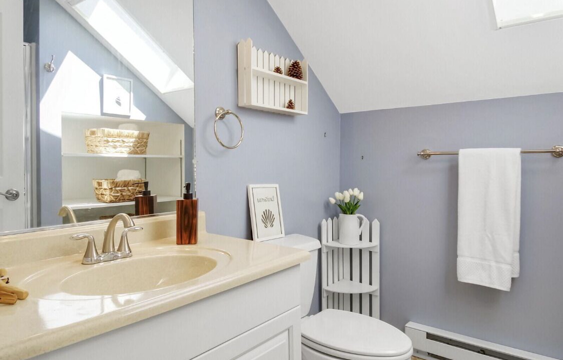 Photo of Bathroom in Glen Cove