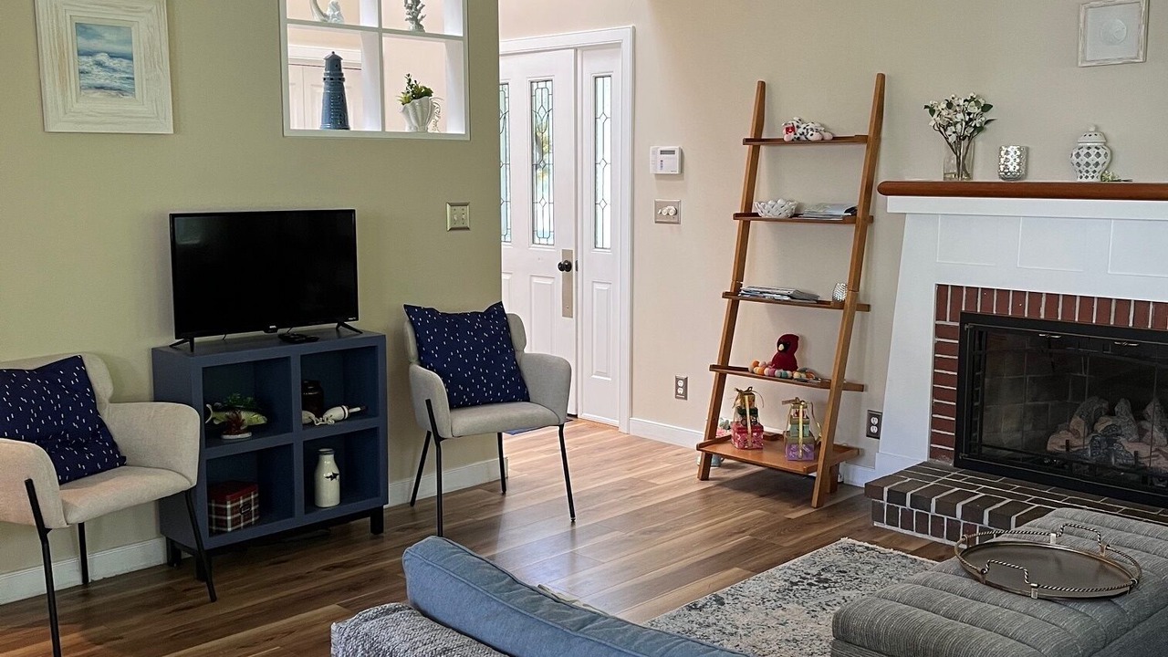 Photo of Livingroom in Glen Cove