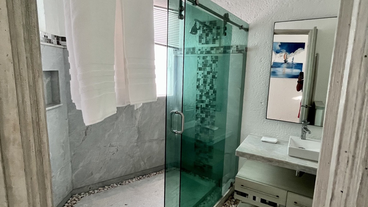 Photo of Bathroom in Lomas de Costa Azul