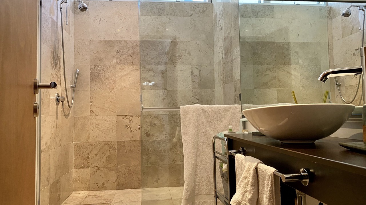 Photo of Bathroom in Colonia Cuauhtemoc
