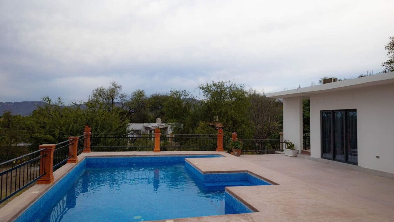 Photo of Outdoor in Alamos
