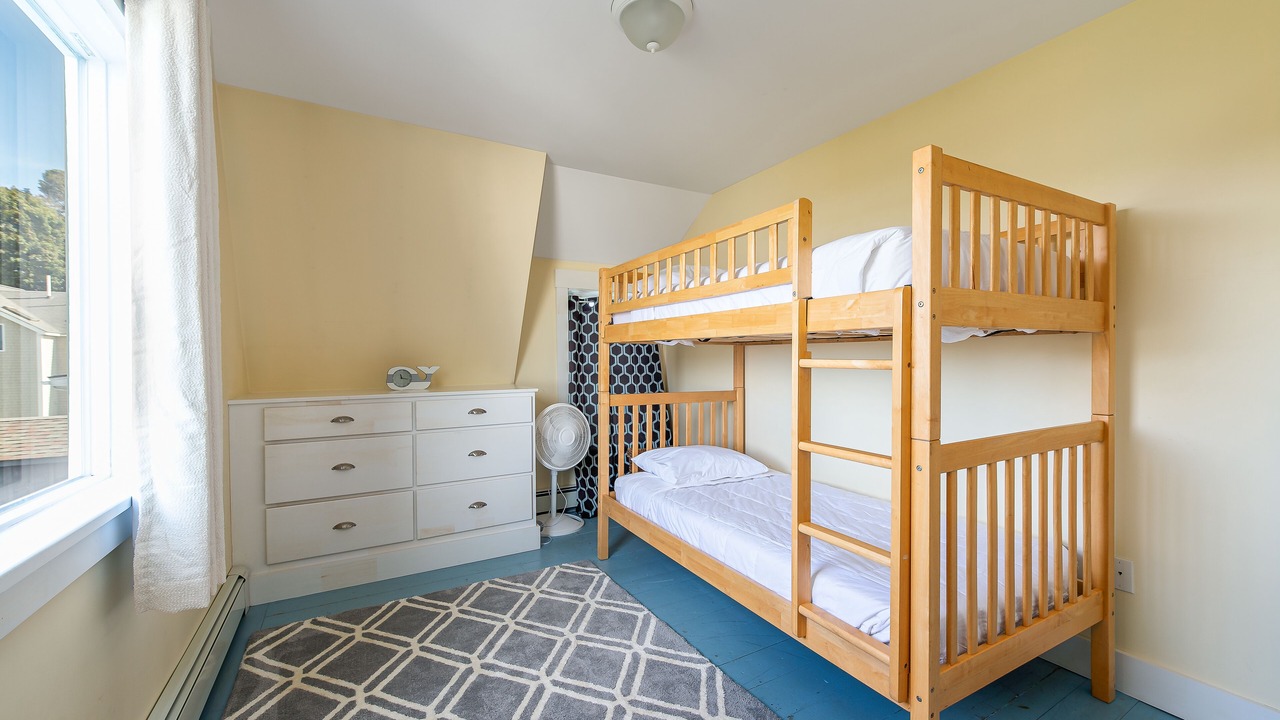 Photo of Bedroom in Mid-Coast and Islands
