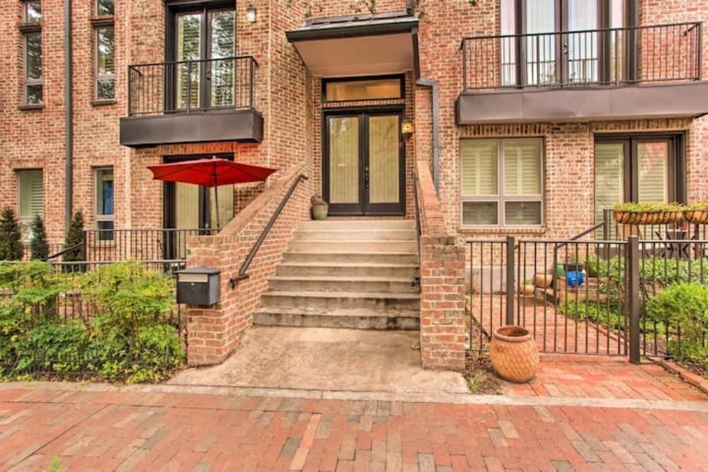Photo of Outdoor in Addison