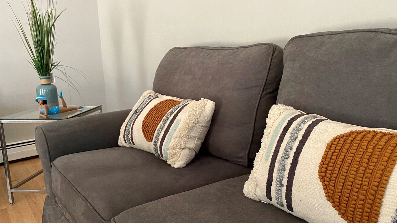 Photo of Livingroom in Saunderstown