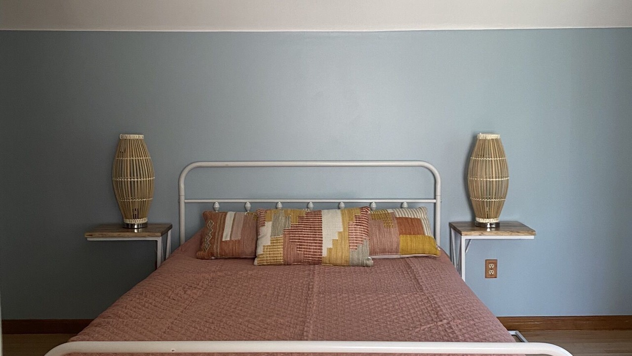 Photo of Bedroom in Saunderstown