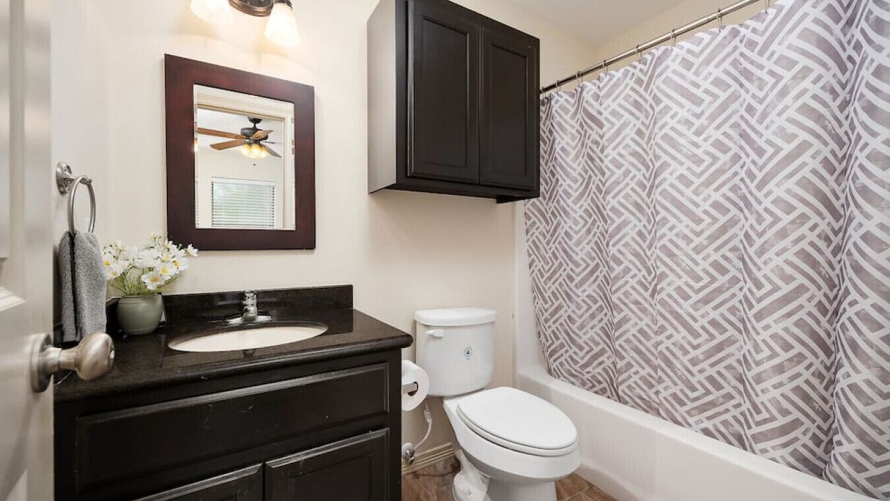 Photo of Bathroom in Pharr