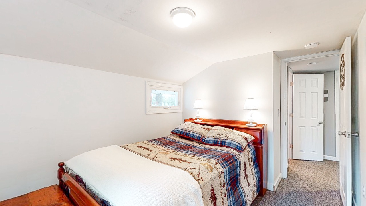 Photo of Bedroom in Winthrop