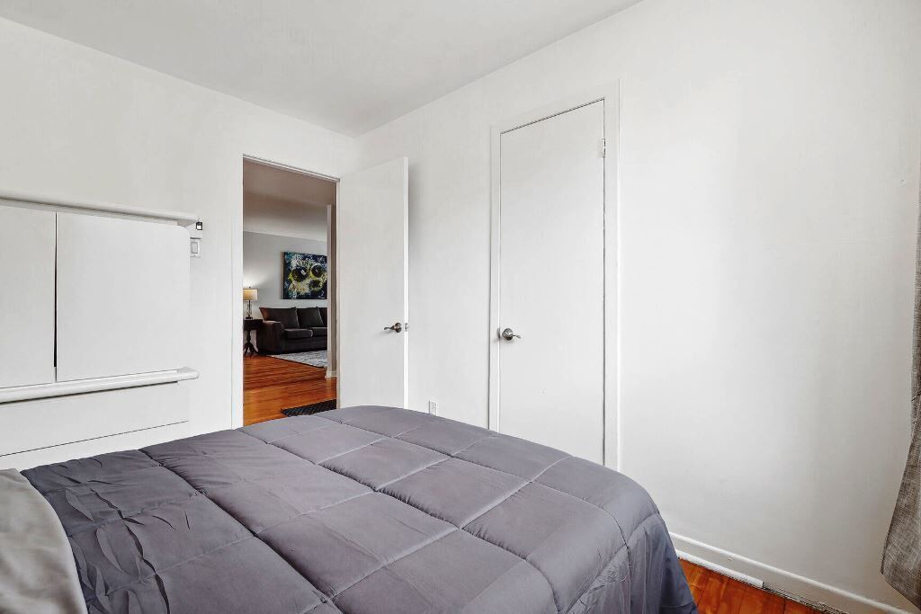 Photo of Bedroom in Nouveau-Rosemont
