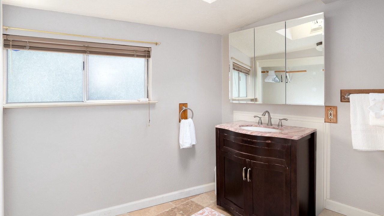 Photo of Bathroom in Castro Valley