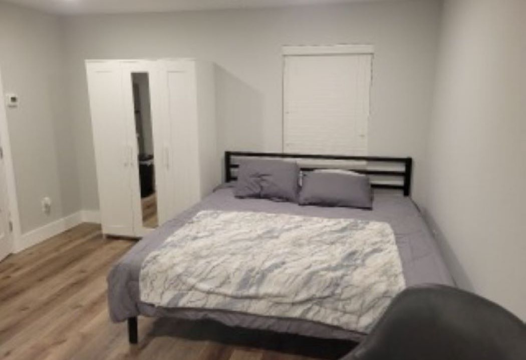 Photo of Bedroom in Alvin