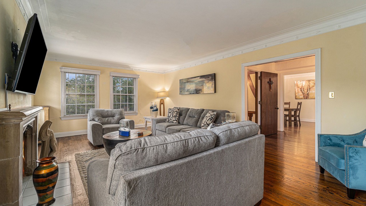 Photo of Livingroom in Grosse Pointe