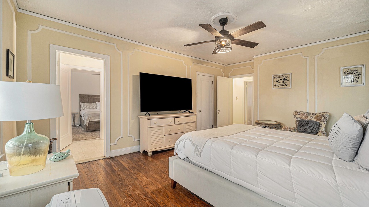 Photo of Bedroom in Grosse Pointe