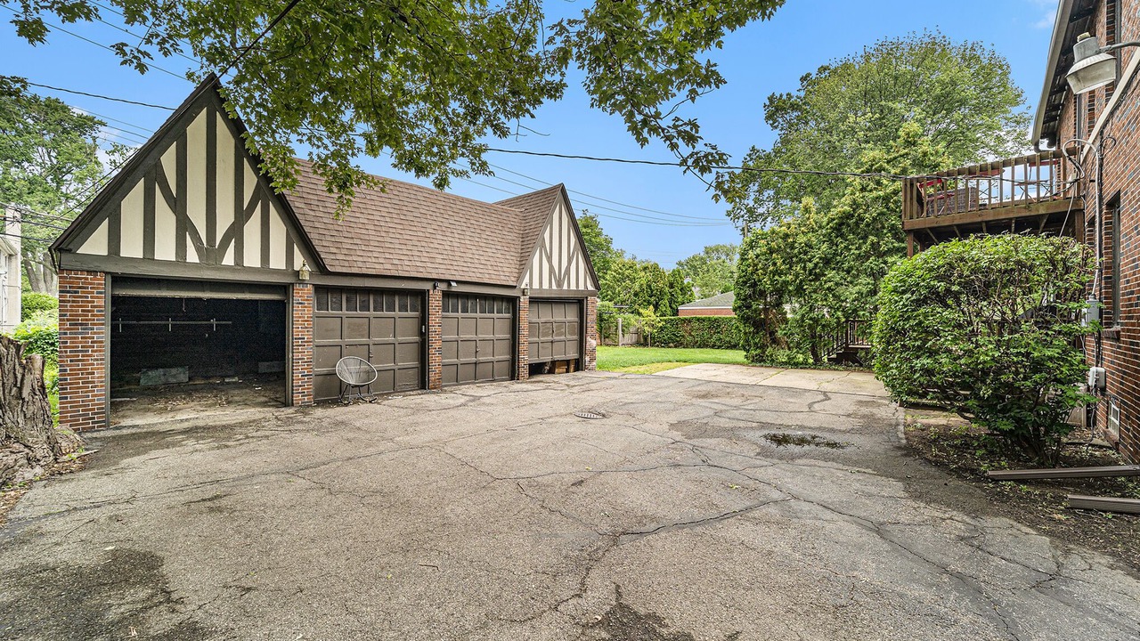 Photo of Outdoor in Grosse Pointe