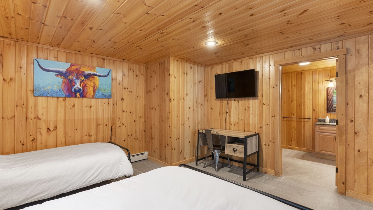 Photo of Bedroom in Greenwood