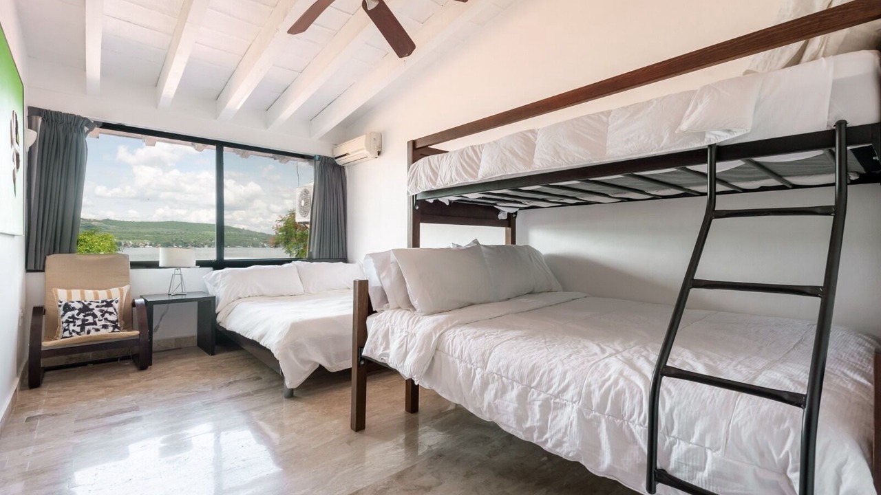 Photo of Bedroom in Tequesquitengo