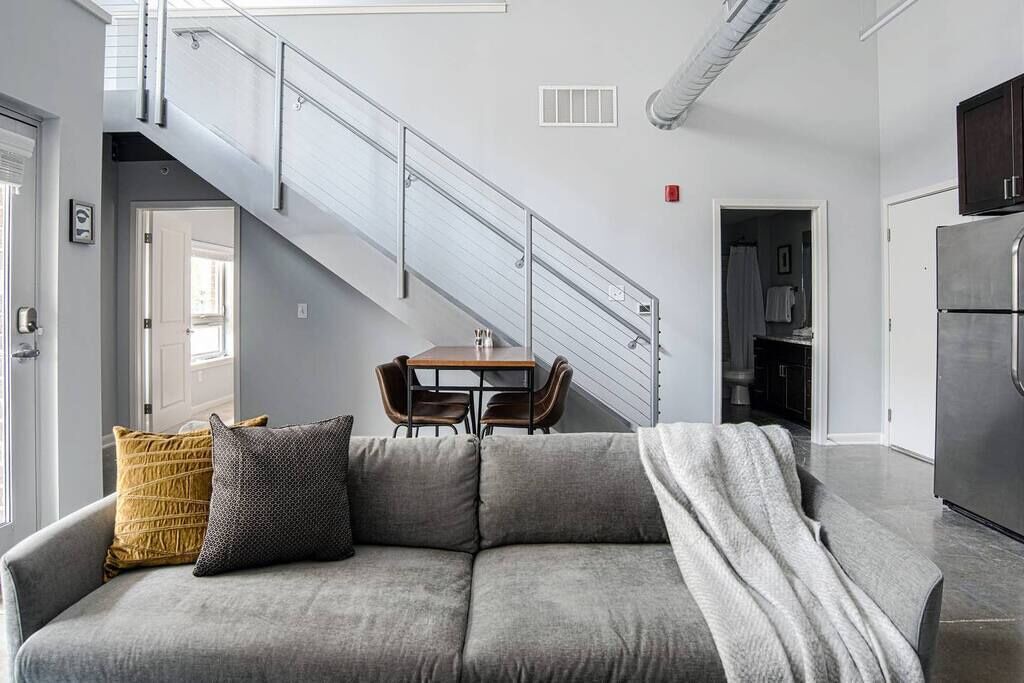 Photo of Livingroom in Cole-Noble District