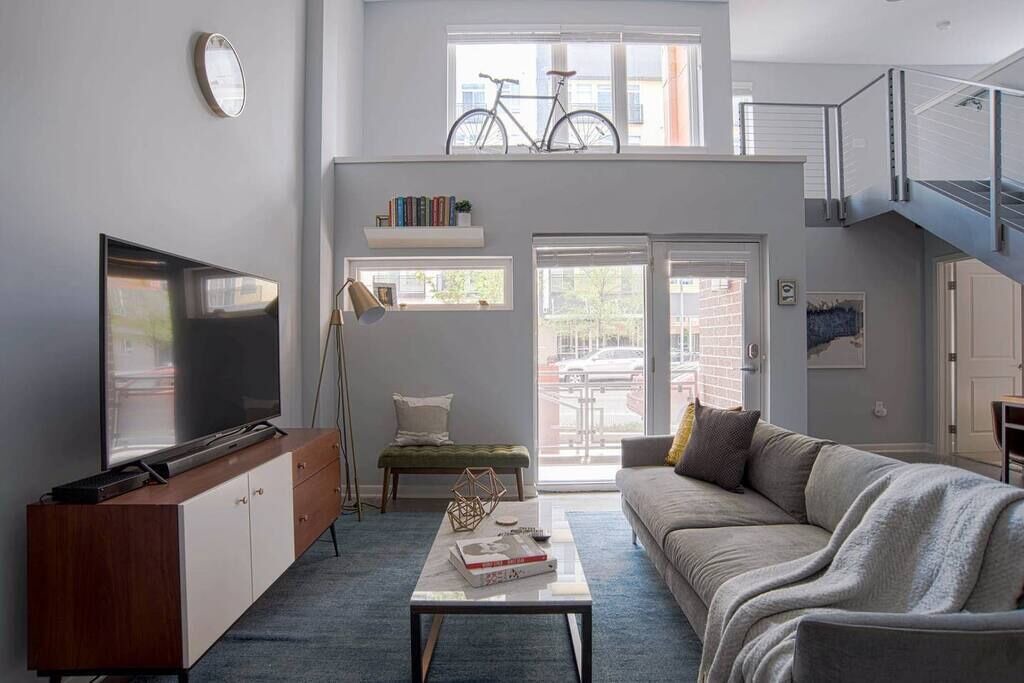 Photo of Livingroom in Cole-Noble District