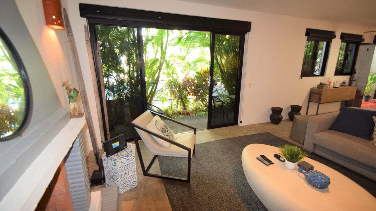 Photo of Livingroom in North Hotel Zone