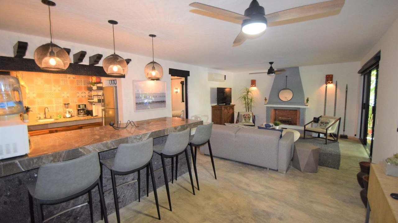 Photo of Livingroom in North Hotel Zone