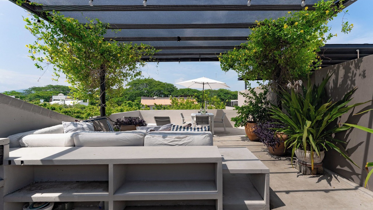 Photo of Patio Balcony in R