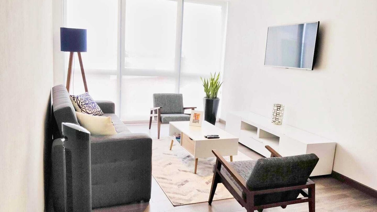 Photo of Livingroom in Anahuac