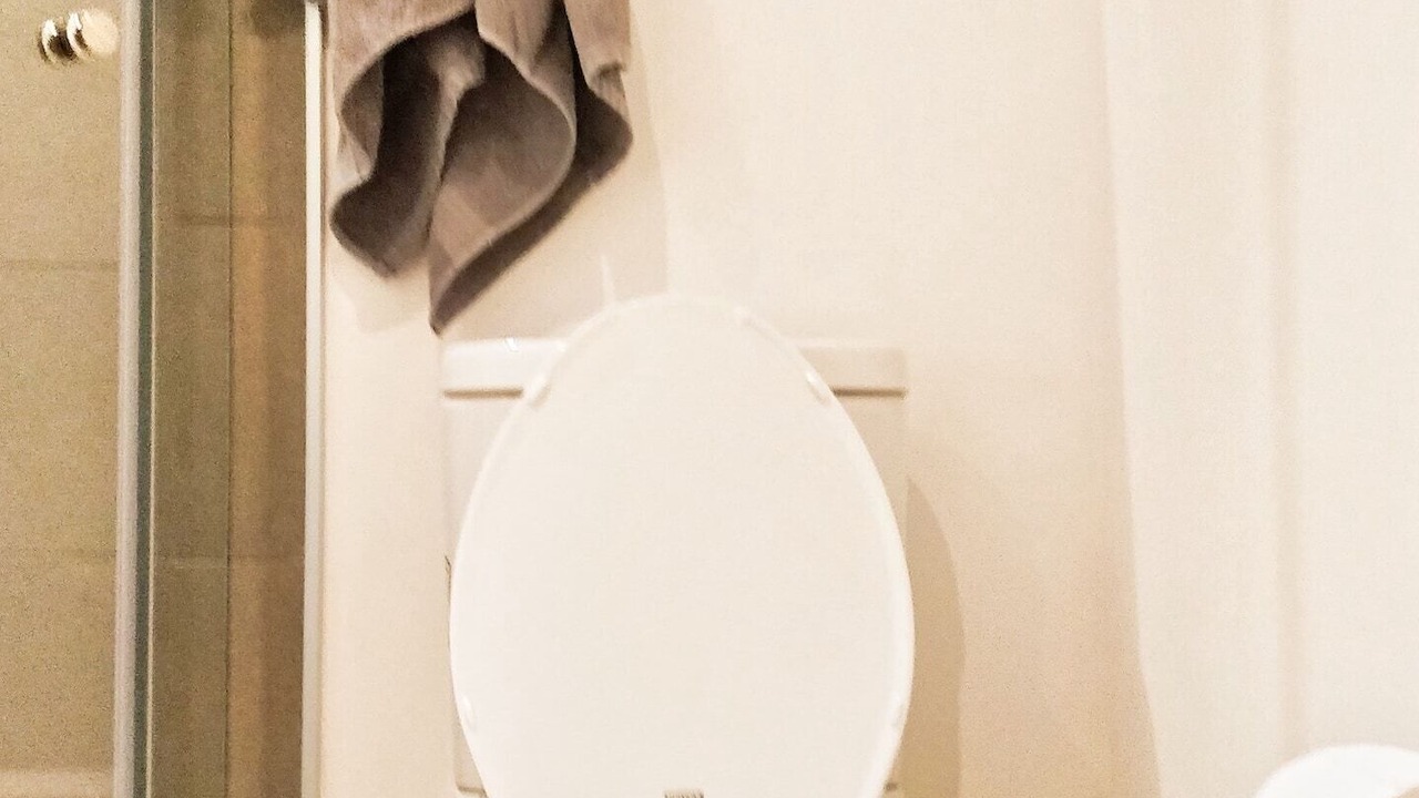 Photo of Bathroom in Anahuac