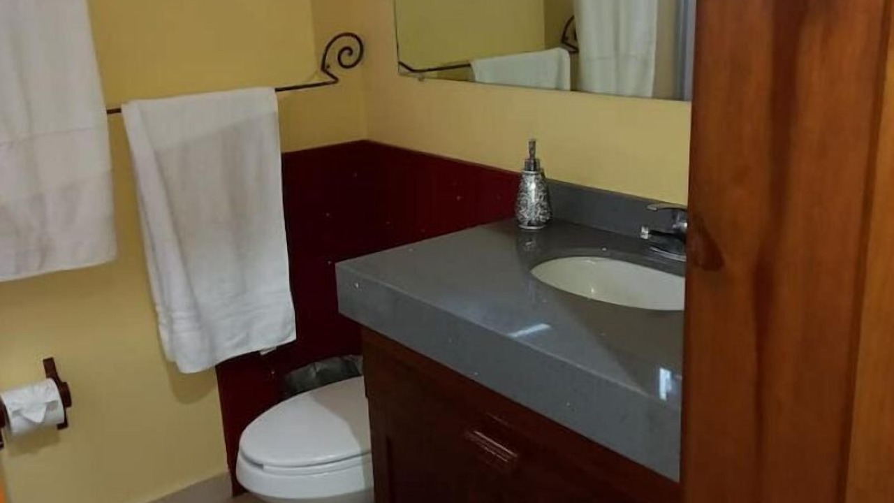 Photo of Bathroom in Parque Las Palmas