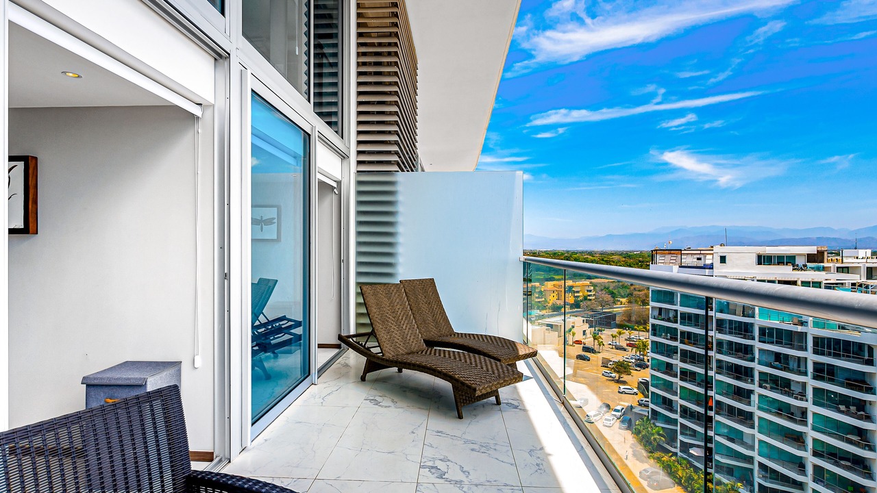 Photo of Patio Balcony in Flamingos