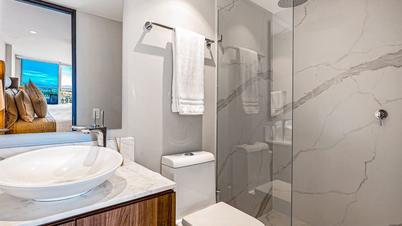 Photo of Bathroom in Flamingos