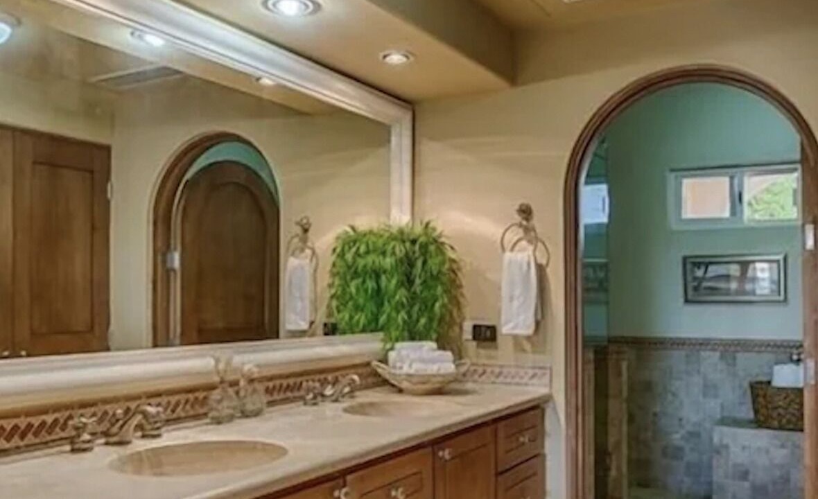 Photo of Bathroom in Zona Hotelera