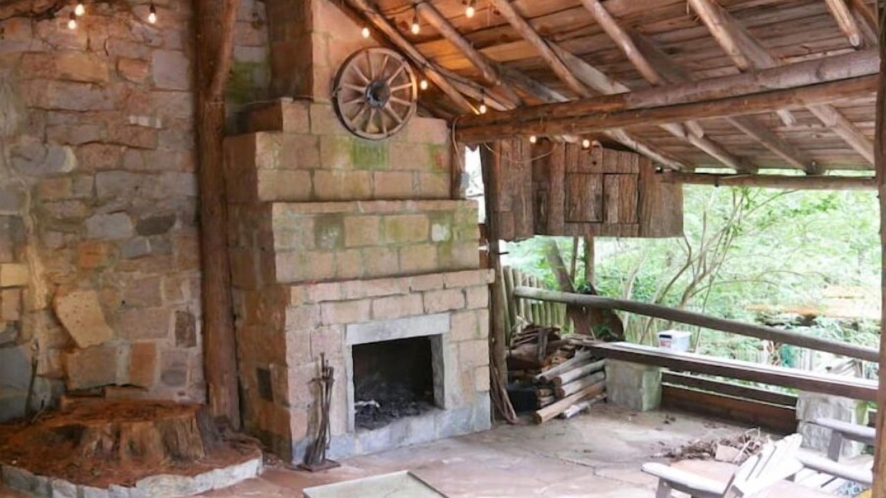 Photo of Livingroom in Laurel Park