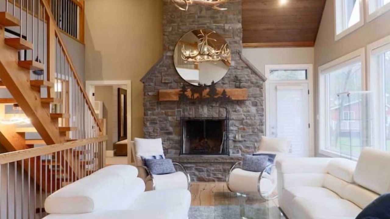 Photo of Livingroom in Huntsville