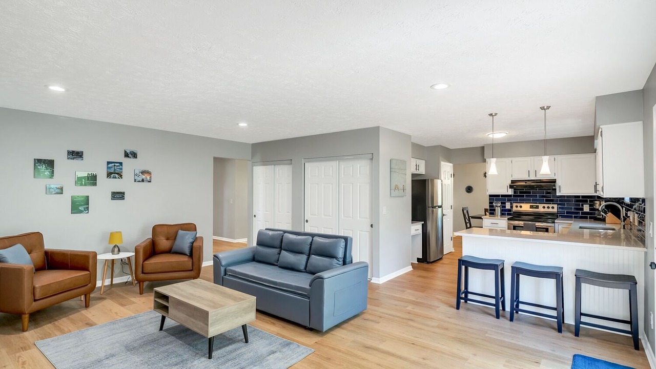 Photo of Livingroom in Mason
