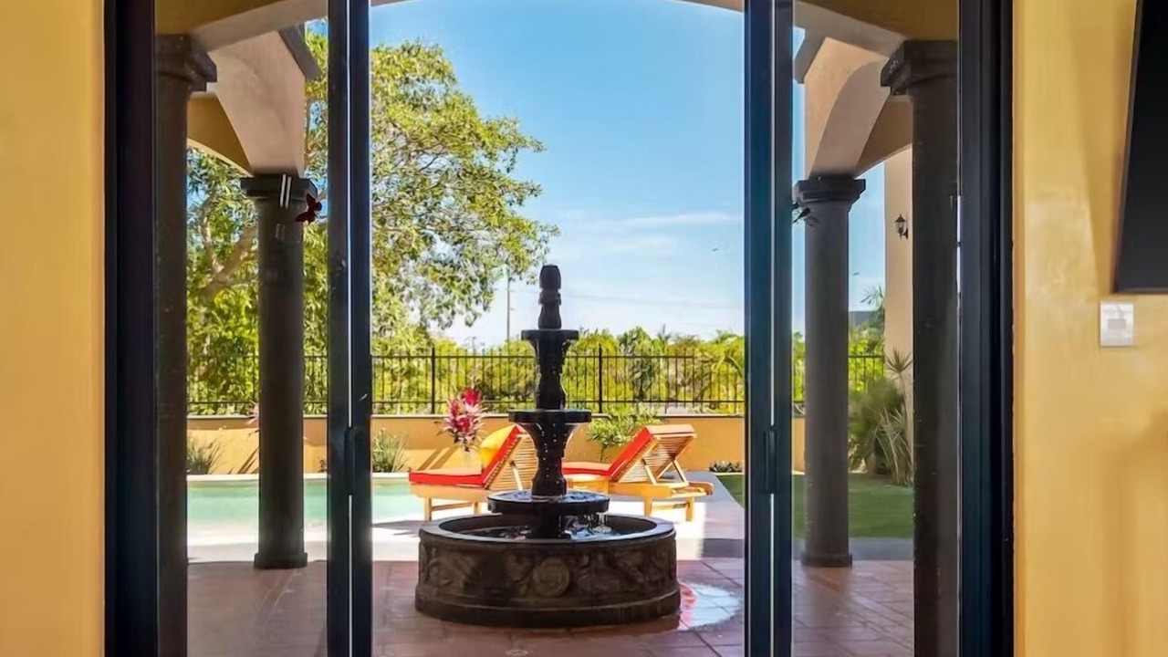 Photo of Patio Balcony in Flamingos