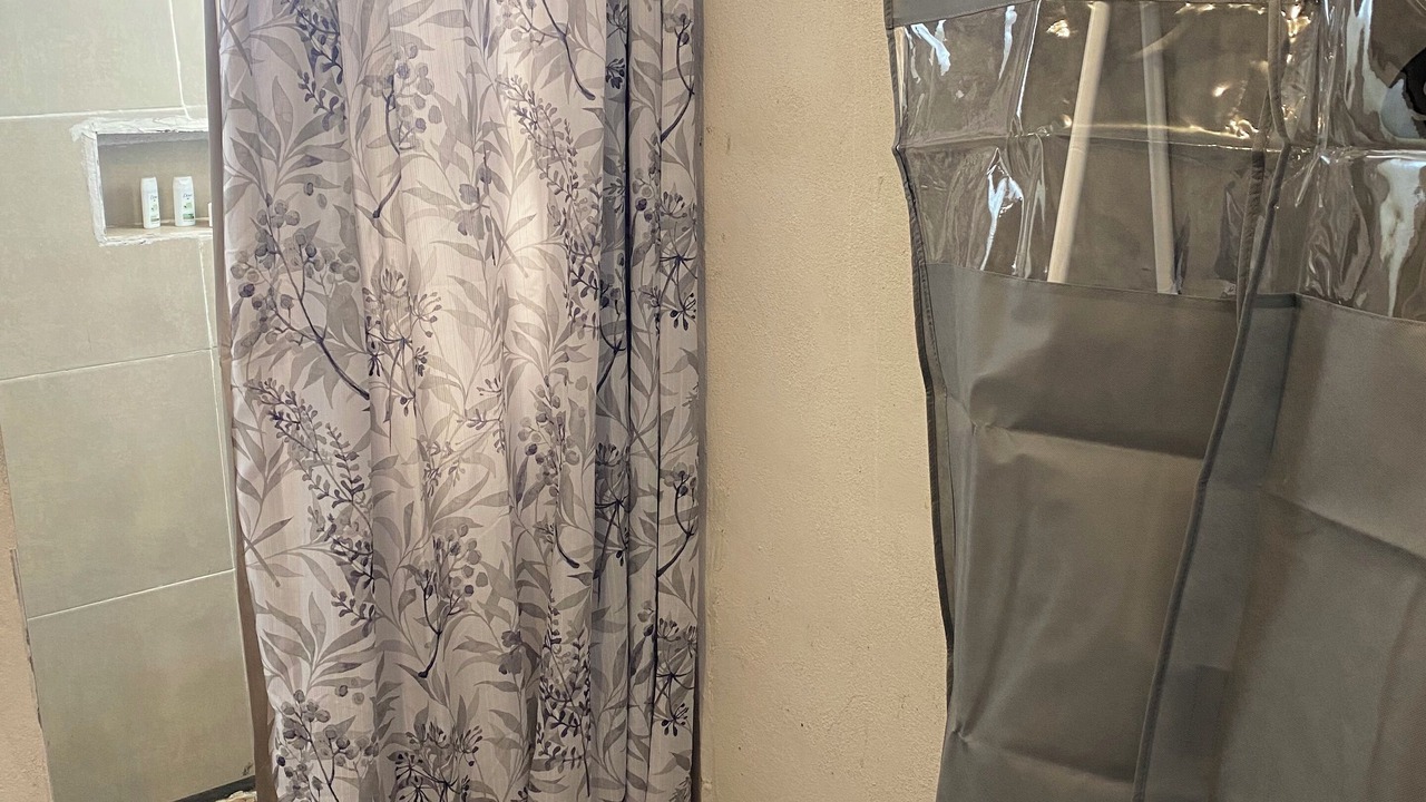 Photo of Bathroom in San Antonio de Las Alazanas