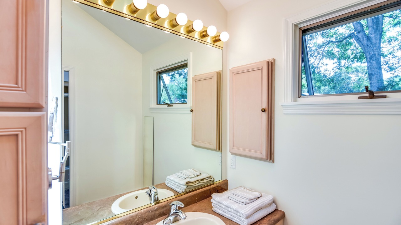 Photo of Bathroom in Saunderstown
