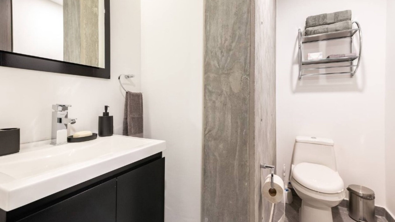 Photo of Bathroom in Reforma
