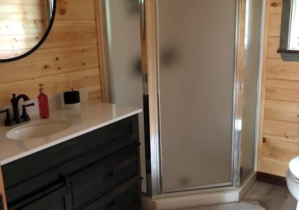 Photo of Bathroom in Saint David