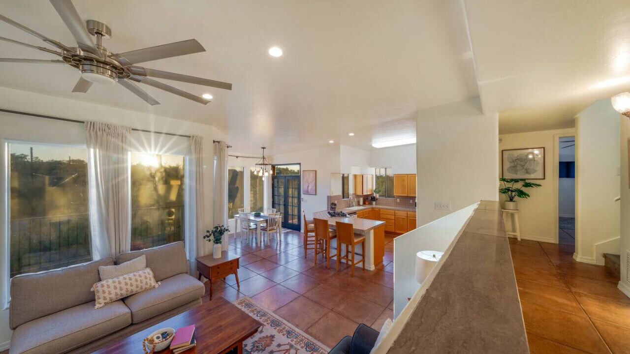 Photo of Bedroom in Catalina Foothills Estates