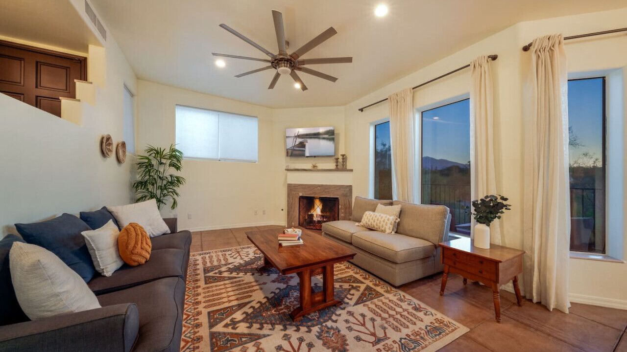 Photo of Livingroom in Catalina Foothills Estates