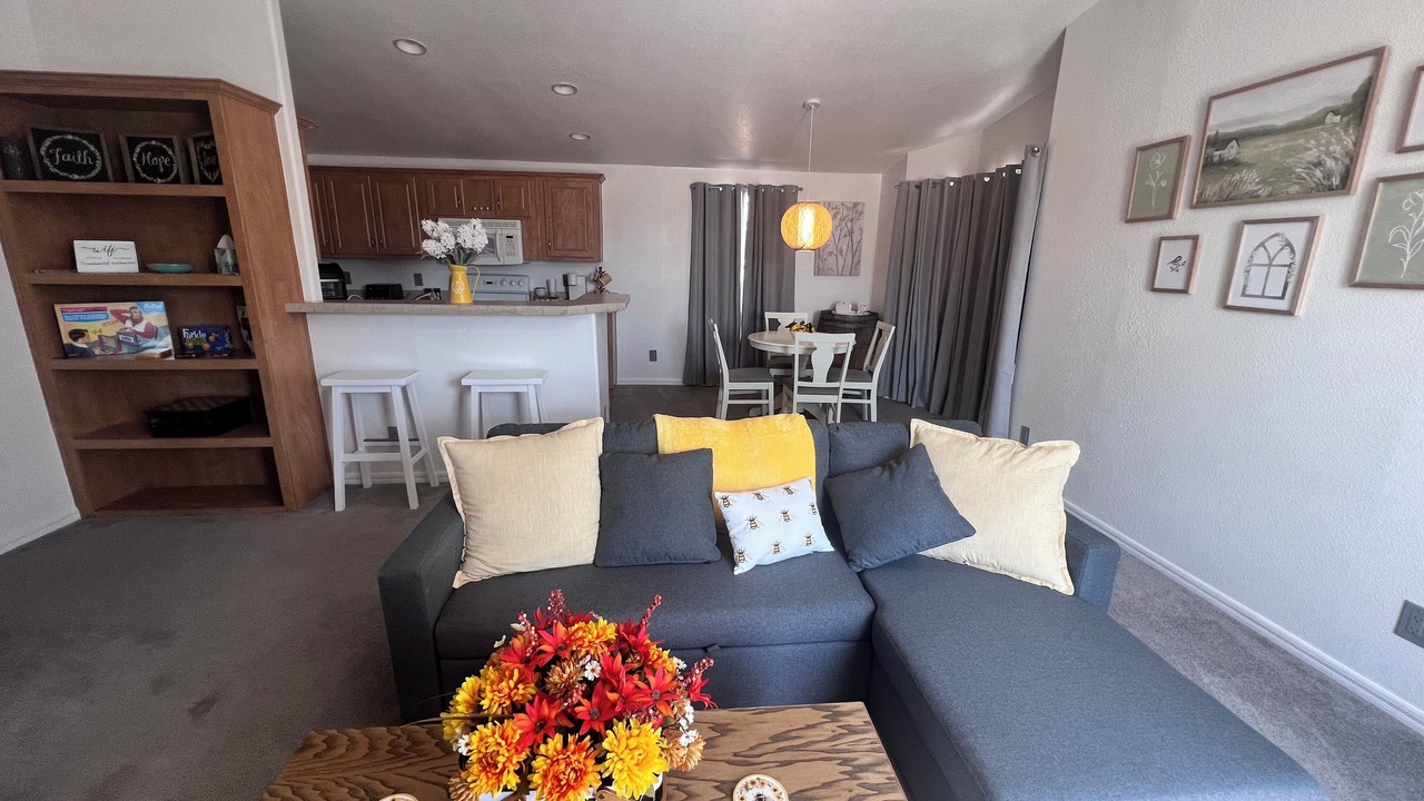 Photo of Livingroom in Fortuna Foothills