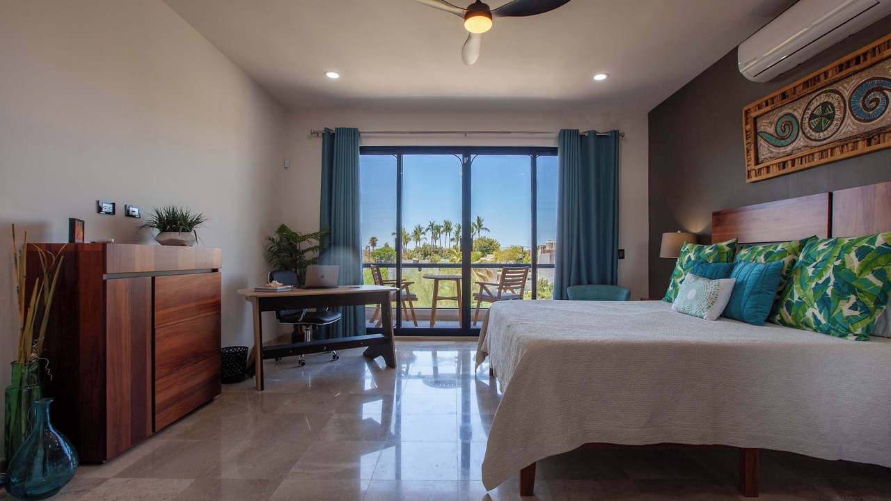 Photo of Patio Balcony in Colina del Sol