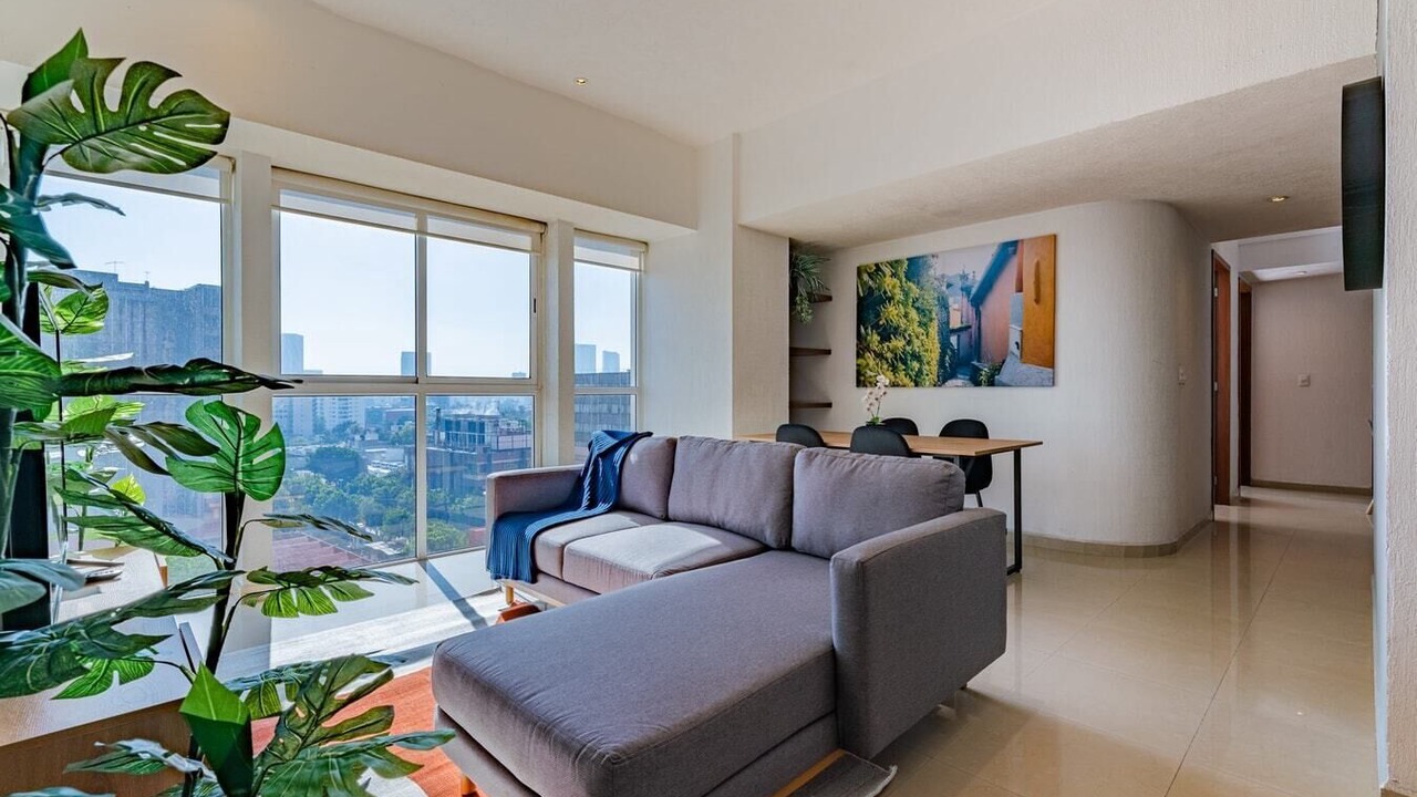 Photo of Livingroom in Anahuac
