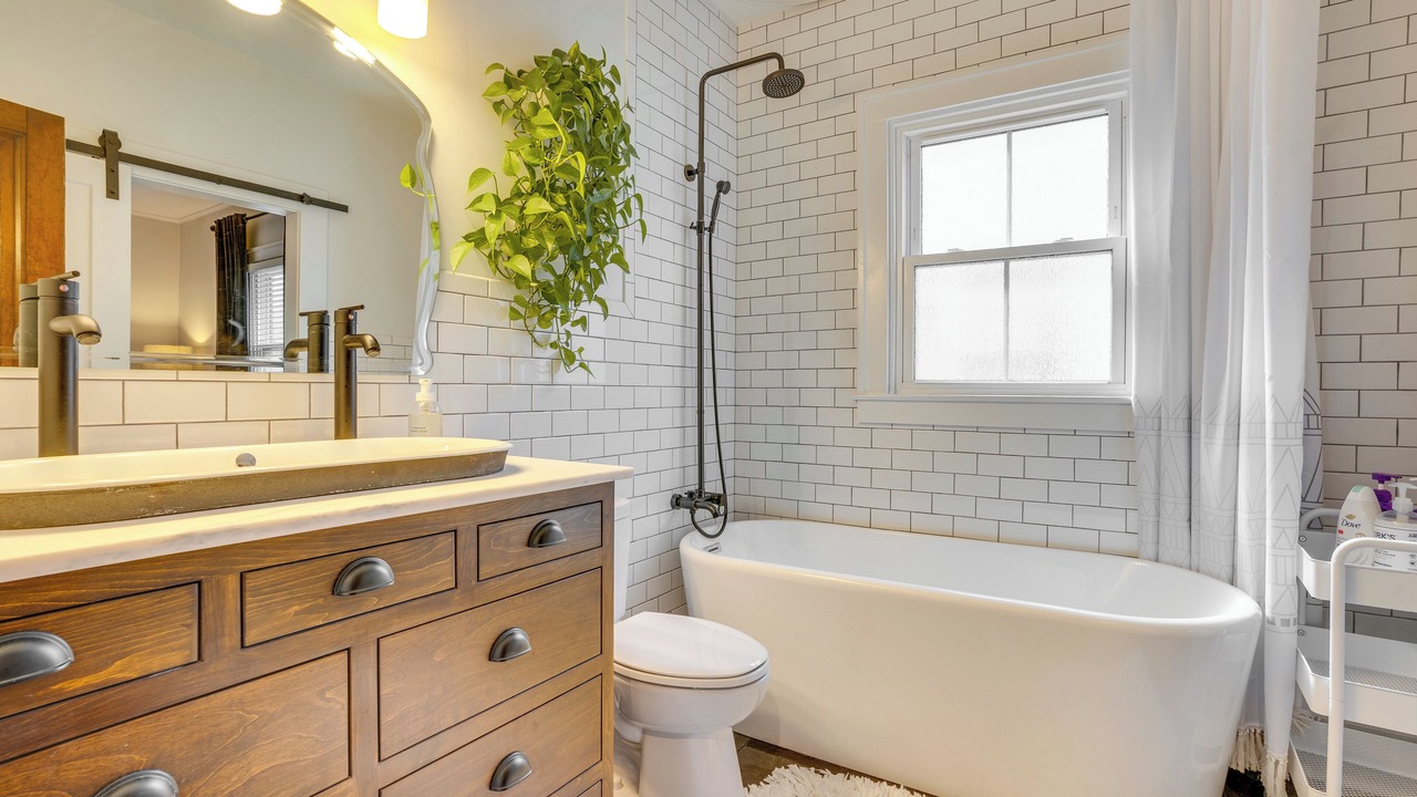 Photo of Bathroom in Crescent Hill