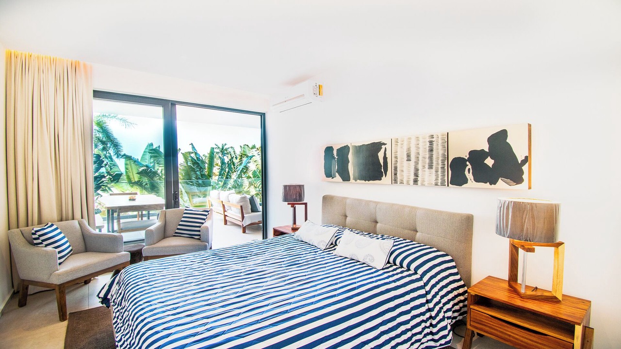 Photo of Bedroom in Flamingos