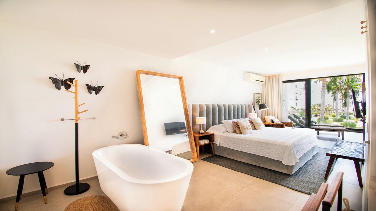 Photo of Bedroom in Flamingos
