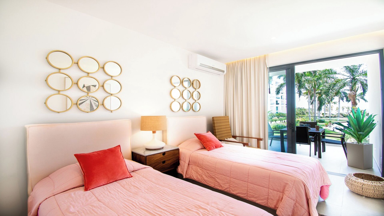 Photo of Bedroom in Flamingos